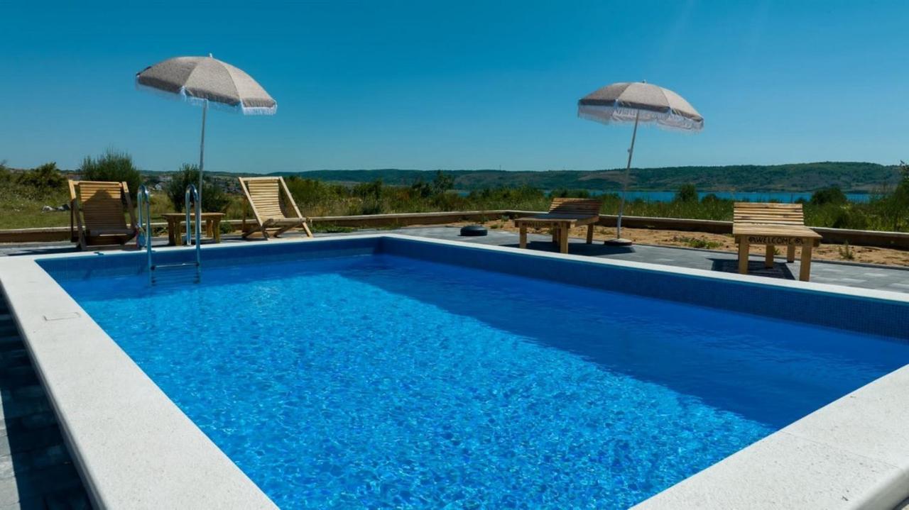 Family Friendly Apartments With A Swimming Pool Rtina - Stosici, Zadar - 21450 Екстер'єр фото